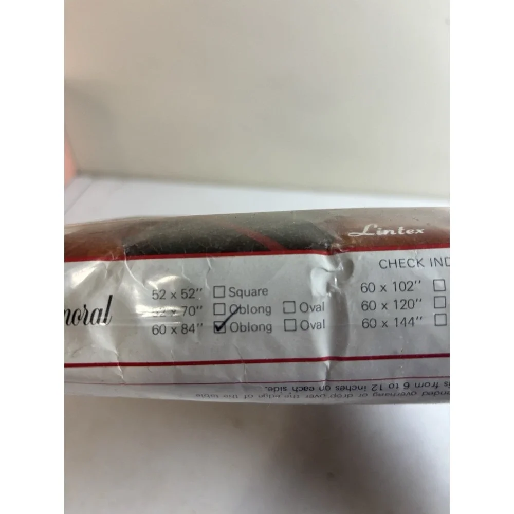 Lintex Balmoral Moire Plaid‎ Tablecloth Red/Green/Golf Oblong 60